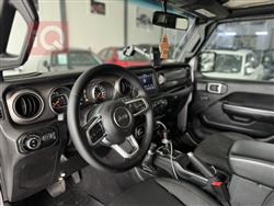 جيب جلاديتور